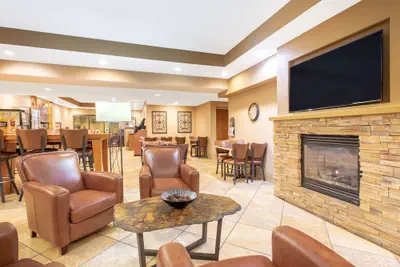 Photo 3 - AmericInn by Wyndham Madison West