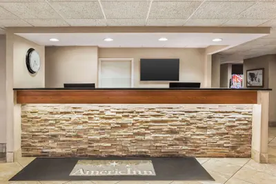 Photo 4 - AmericInn by Wyndham Madison West