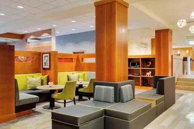 Photo 4 - Courtyard by Marriott Boston Logan Airport