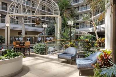Photo 5 - Embassy Suites Hotel Birmingham