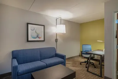 Photo 5 - Holiday Inn Express Minneapolis West Plymouth by IHG