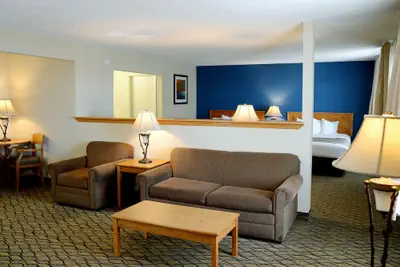 Photo 5 - Baymont by Wyndham St. Ignace Lakefront