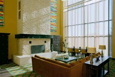 Photo 4 - DoubleTree by Hilton Hotel Santa Fe