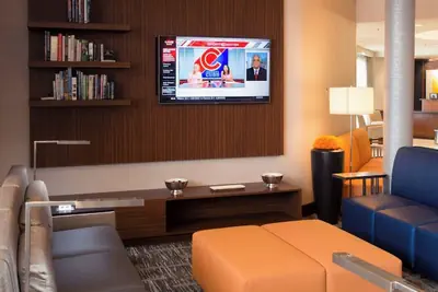 Photo 3 - Courtyard by Marriott Canton