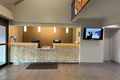 Photo 3 - Comfort Inn & Suites Clemson - University Area