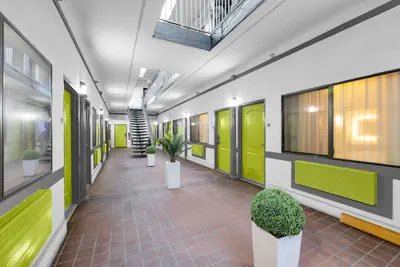 Photo 3 - SureStay by Best Western San Francisco Marina District