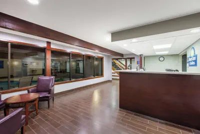 Photo 5 - Days Inn & Suites by Wyndham Wisconsin Dells