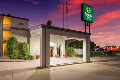 Photo 2 - Quality Inn Tulsa Central