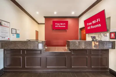 Photo 5 - Red Roof Inn & Suites Sulphur Springs