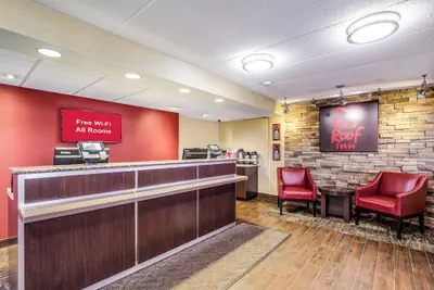 Photo 3 - Red Roof Inn Lexington