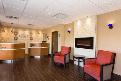 Photo 2 - Baymont by Wyndham Bonita Springs Naples North