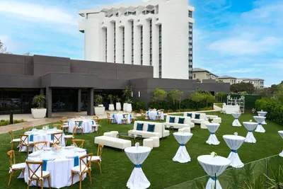 Photo 5 - VEA Newport Beach, A Marriott Resort & Spa