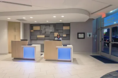 Photo 3 - Holiday Inn Express West Los Angeles by IHG