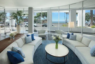 Photo 4 - Ocean View Hotel
