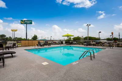 Photo 2 - Quality Inn Cullman I-65 Exit 310