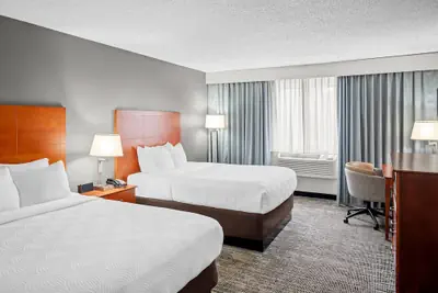 Photo 2 - Country Inn & Suites by Radisson, Muskegon, MI