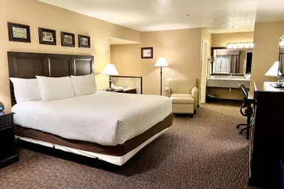 Photo 2 - Best Western Country Inn