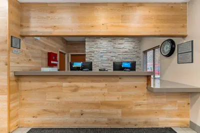 Photo 3 - Country Inn & Suites by Radisson, Fairview Heights, IL