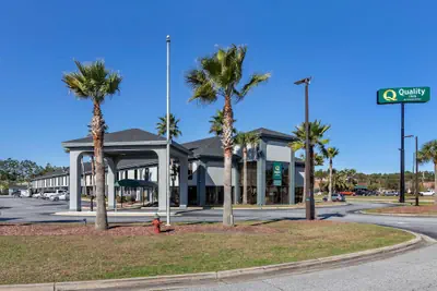 Photo 2 - Quality Inn Brunswick