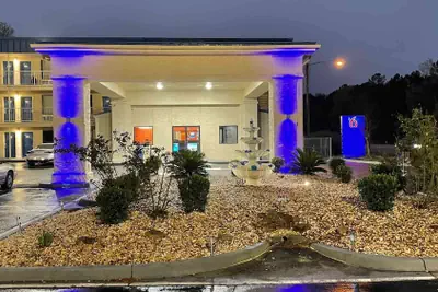 Photo 2 - Motel 6 Pooler, GA - Savannah Airport