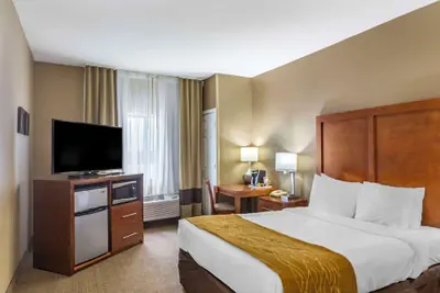 Photo 5 - Comfort Inn Gurnee near Six Flags