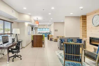 Photo 3 - Country Inn & Suites by Radisson, Brookings, SD