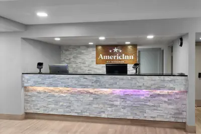 Photo 3 - AmericInn by Wyndham Reedsburg