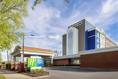 Photo 2 - Holiday Inn Express Augusta Downtown by IHG