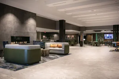 Photo 5 - West Des Moines Marriott