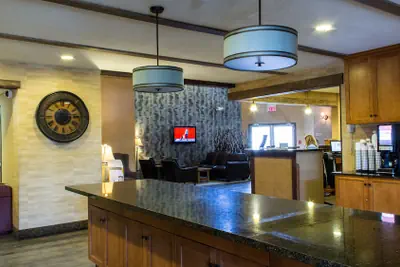 Photo 3 - Comfort Inn Flagstaff South I-17