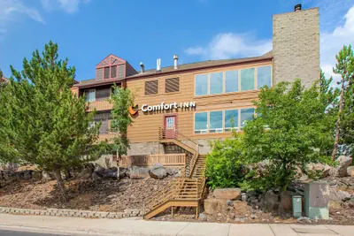 Photo 2 - Comfort Inn Flagstaff South I-17