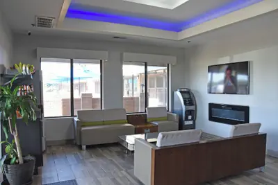 Photo 3 - Days Inn by Wyndham Lebanon