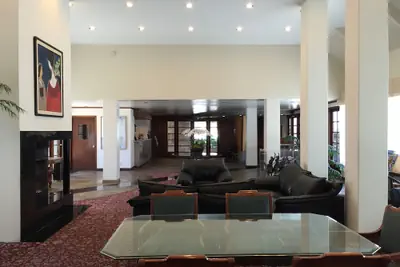 Photo 2 - Mikado Hotel - Universal Studios/Burbank