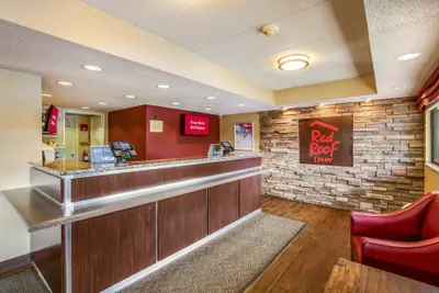 Photo 4 - Red Roof Inn Detroit - Plymouth/ Canton