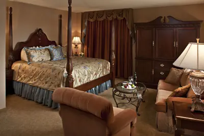 Photo 4 - The Saint Paul Hotel