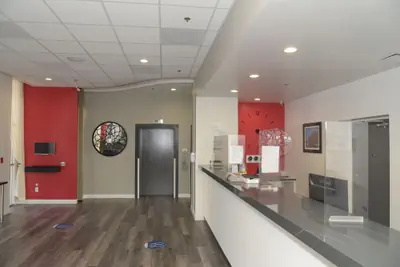 Photo 3 - Ramada by Wyndham San Diego National City