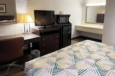Photo 5 - Studio 6 Suites – Wytheville, VA