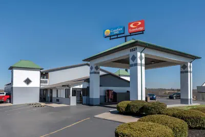 Photo 2 - Econo Lodge Lexington Southeast