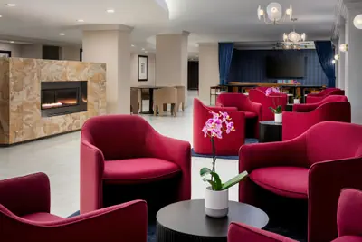Photo 5 - Hilton Orrington / Evanston
