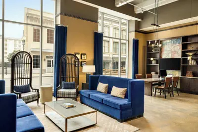 Photo 4 - Fairfield Inn & Suites New Orleans Downtown