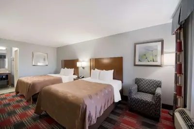 Photo 3 - Quality Inn near Parc Natchitoches