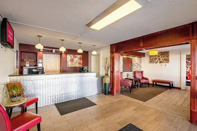 Photo 4 - Red Roof Inn Battle Creek