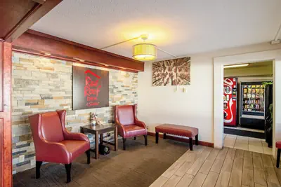 Photo 5 - Red Roof Inn Battle Creek