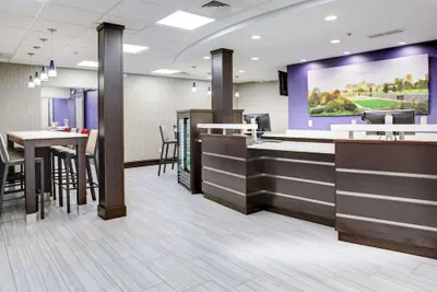 Photo 3 - Clarion Pointe Biltmore Village