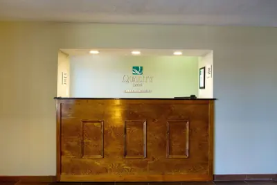 Photo 3 - Quality Inn Hammond