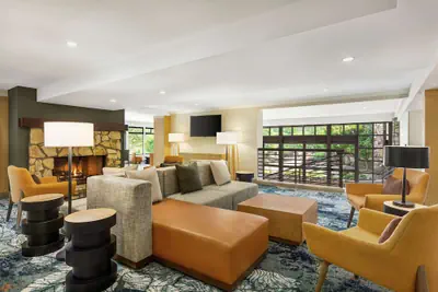 Photo 4 - Hilton Garden Inn Monterey