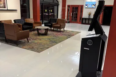 Photo 5 - SureStay by Best Western Irving Grapevine DFW North
