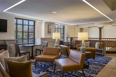 Photo 5 - Phoenix Park Hotel