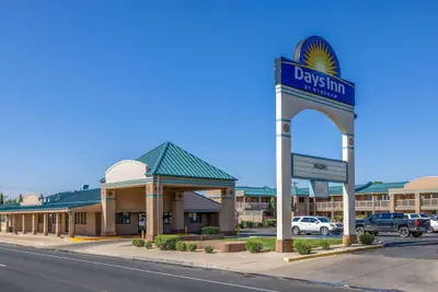 Photo 2 - Days Inn by Wyndham Roswell