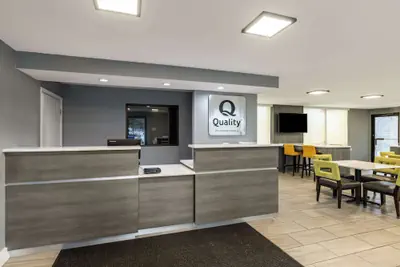 Photo 4 - Quality Inn Asheville Airport